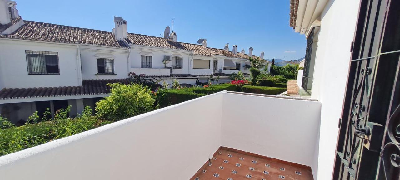 Maison Marbella Proche De La Mer Buitenkant foto