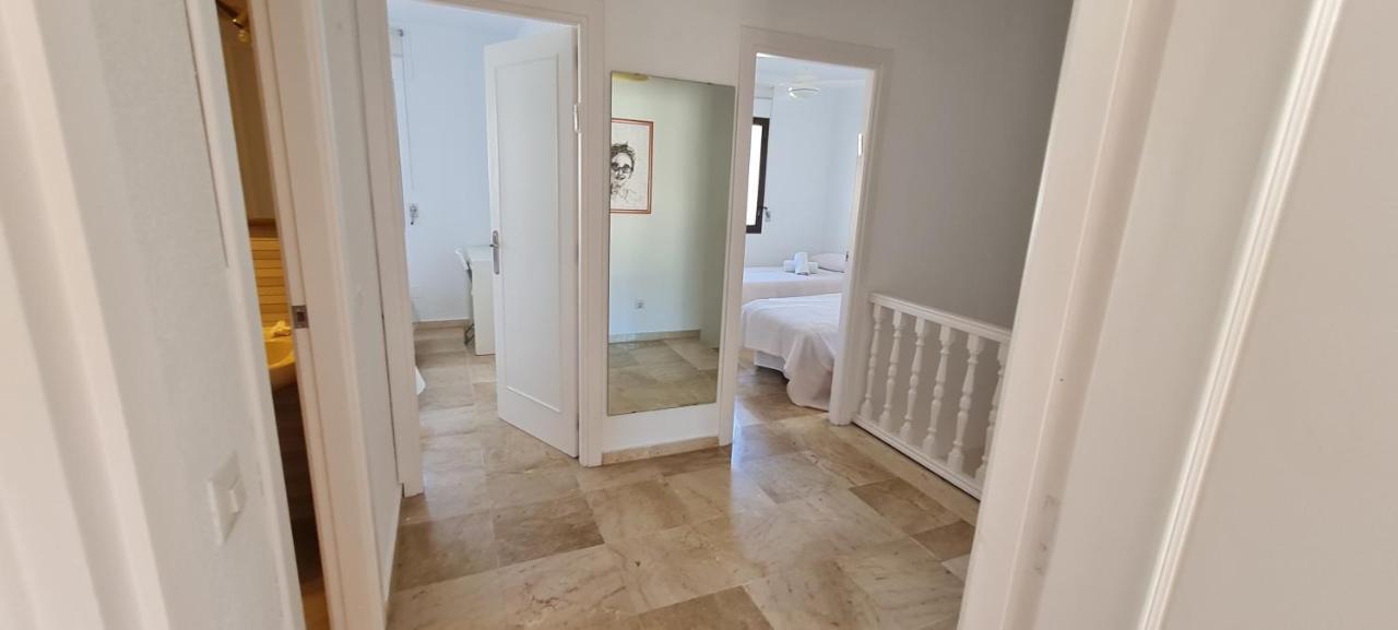 Maison Marbella Proche De La Mer Buitenkant foto