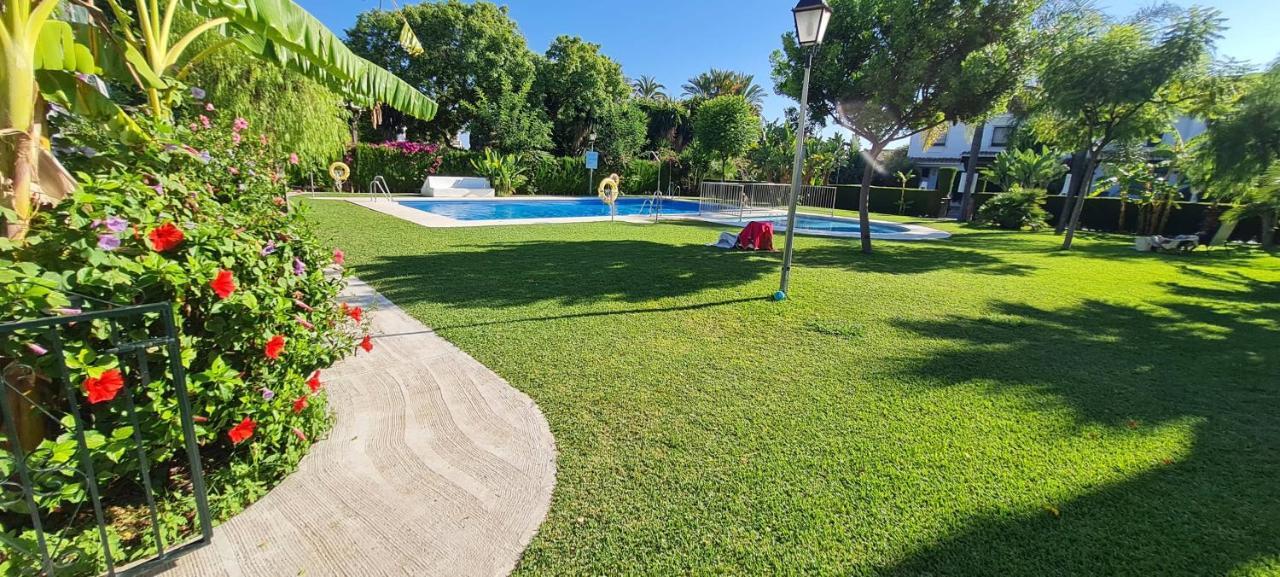 Maison Marbella Proche De La Mer Buitenkant foto