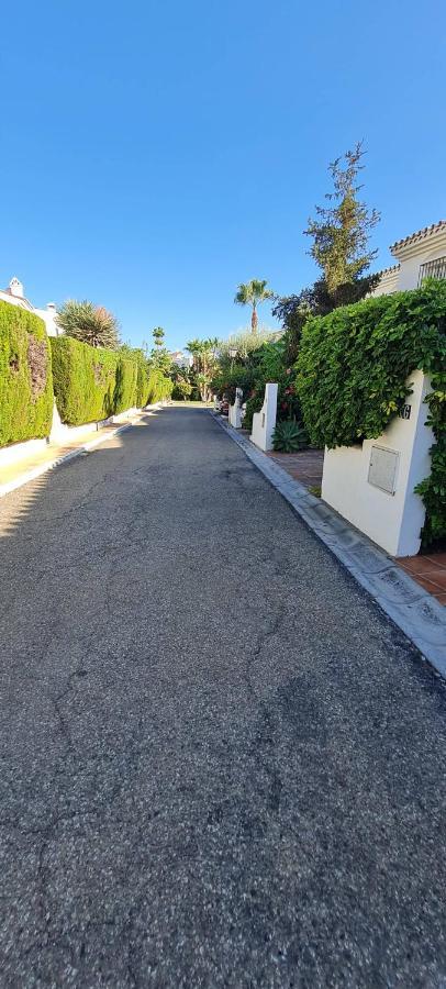 Maison Marbella Proche De La Mer Buitenkant foto
