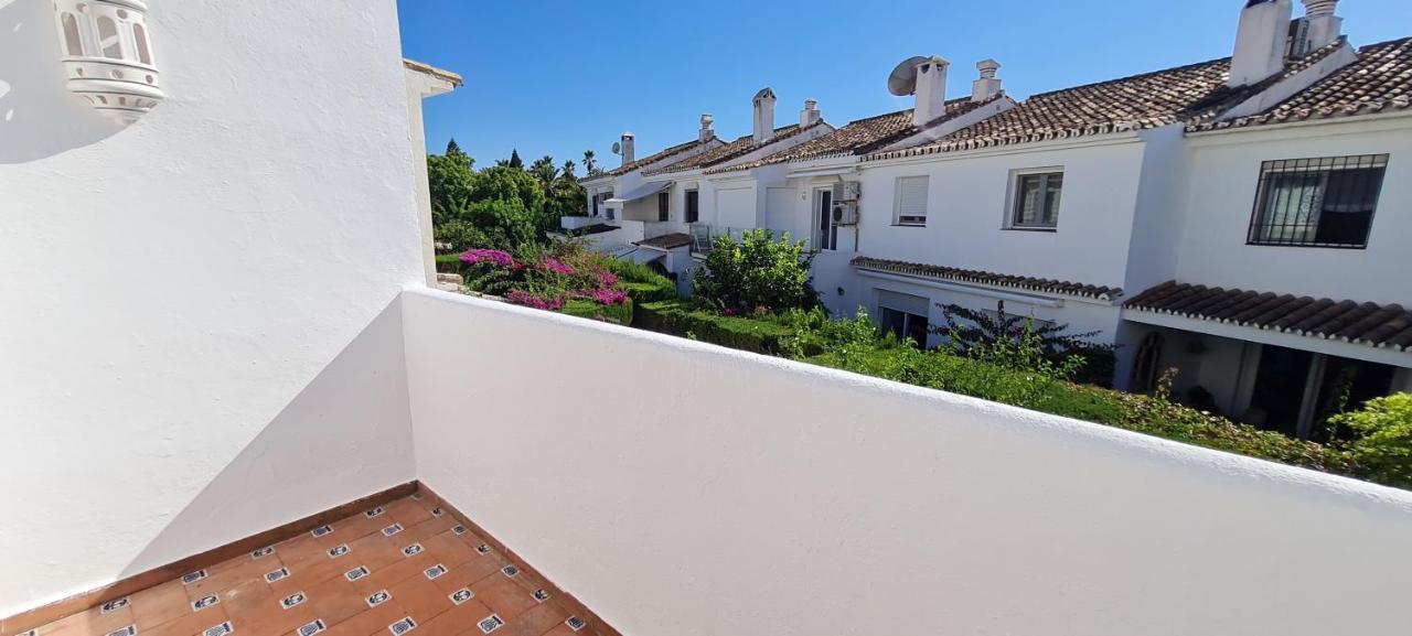 Maison Marbella Proche De La Mer Buitenkant foto